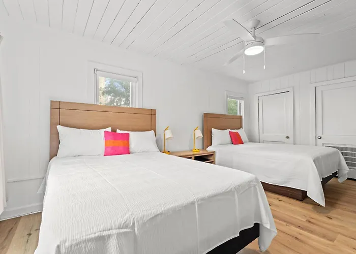 4Br2Ba Sleeps 12 Pet-Friendly Steps To Beach