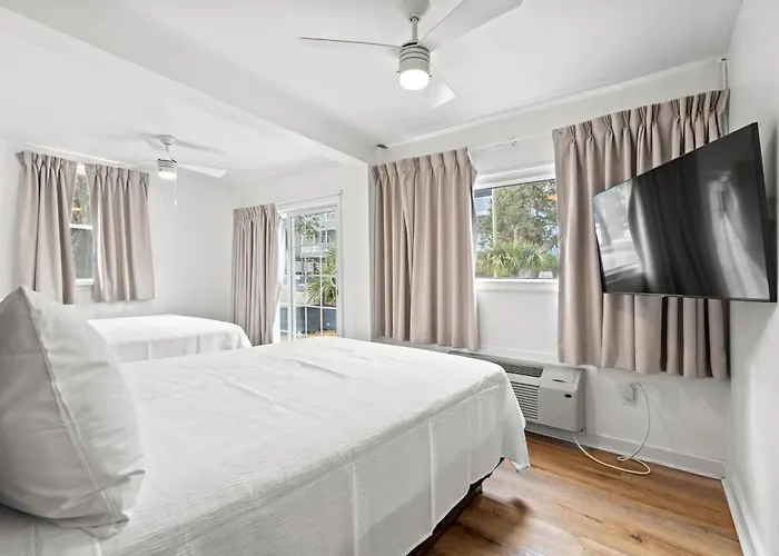 4Br2Ba Sleeps 12 Pet-Friendly Steps To Beach